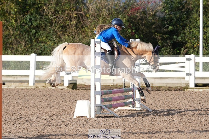 251025-101244-00039 - Chard 25th & 26th Oct BS Juniors/COH/Club/schools unaffiliated showjumping