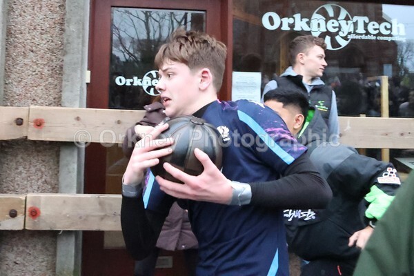 AA075712 - Christmas Boys Ba'