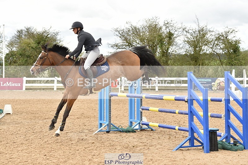 240403A-141440-00744 - Cls 4 Newcomers and 1.10m Open