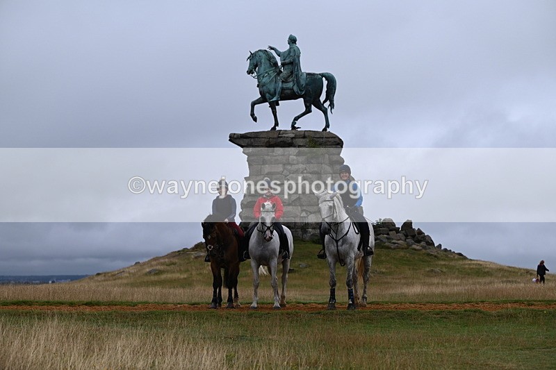 DSC_2331 - Time at Statue 12:34 to 12:56