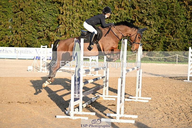 250322A-170916-03703 - Cls 14 Snr Fox & 1.20m Open