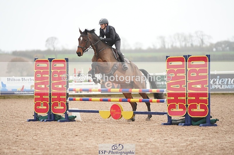 251107-115727-00642 - Cls 4 Snr 1.05m Open