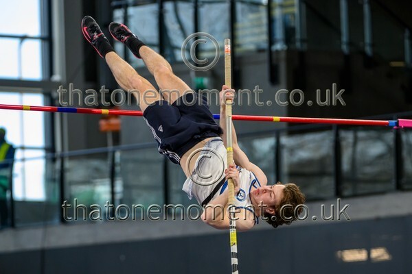 Age26SUN-927511 - Field Male