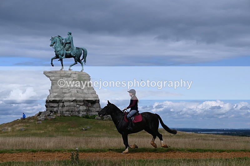 DSC_8777 - Time at Statue 14:33 to 15:10