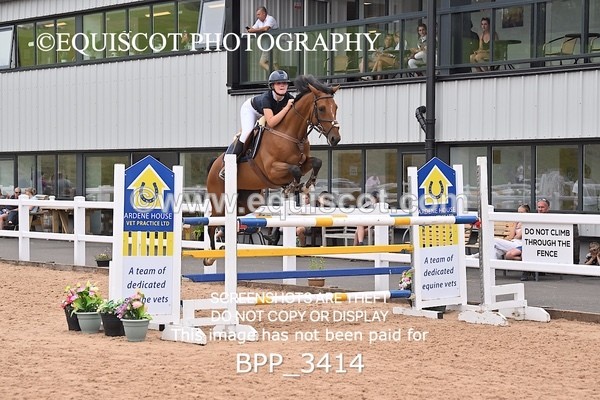BPP_3414 - FRI CLASS 19 Junior 1.20 Open /Inc 148 Restricted Open **Viewing/Selection class for 148 teams**