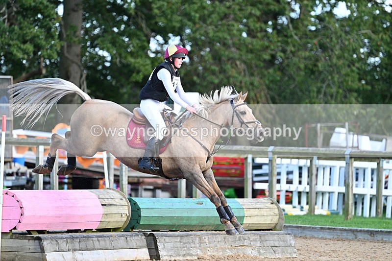 WJ7_5321 - Time 15:56 to 16:17