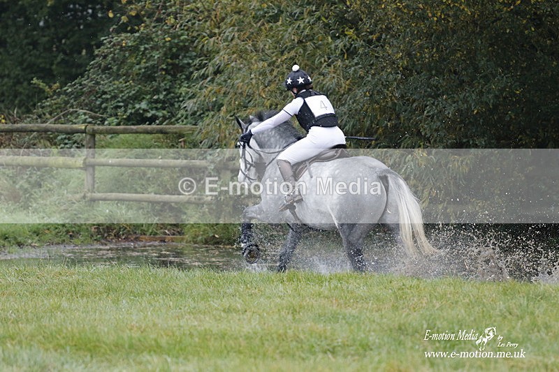 WWHT 171021 0297 - Novice Restricted (0.80m)  17/10/21