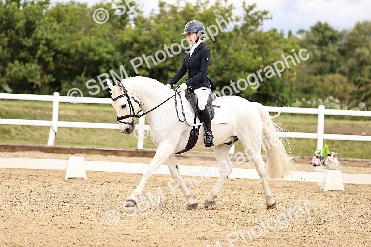 SBM_002861 - Class 2 - Novice 4 - 12.00-13.10