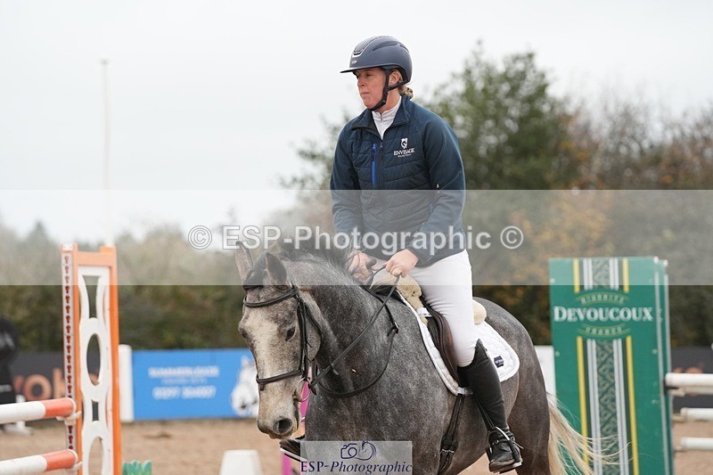 251109-104842-03471 - Cls 19 Snr 1.05m Open