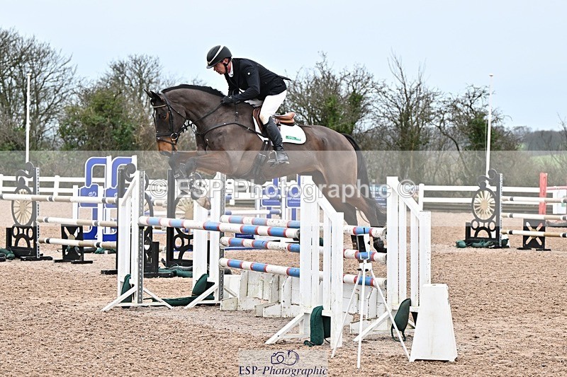 250129-122407-00350 - Cls 04 Snr Newc & 11.0m Open