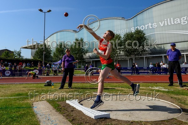 Age25SUN-928720 - Field Male