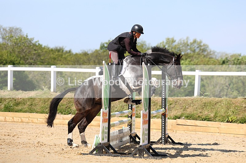 3E7A5389 - Class 4: Senior BN/90cm open