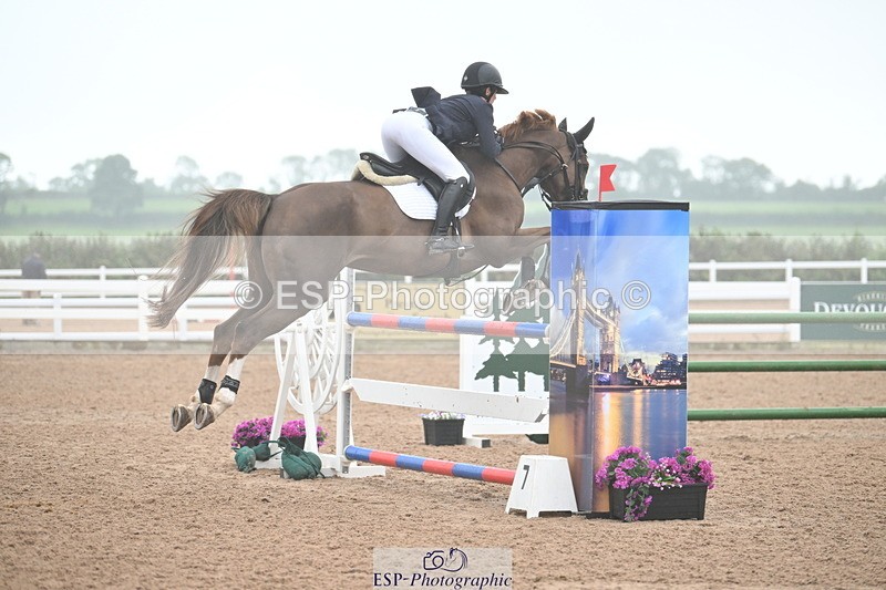 240720A-115227-14610 - Cls 11, 1 Star Bronze Tour 1.15m