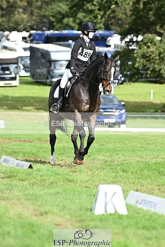 231020-124147-08173 - 489-MY.GALWAY.MAN-Daisy.Hood-DR