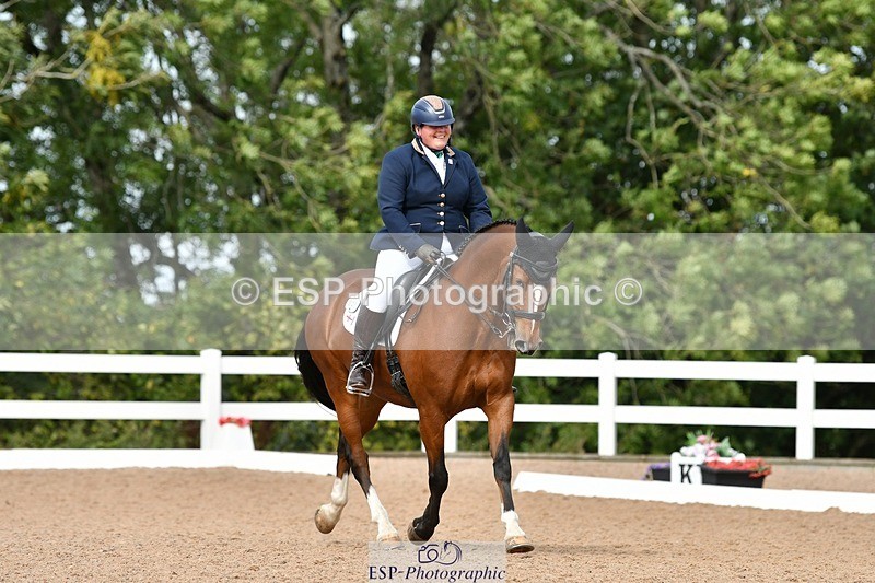 250906-112423-00990 - 041-Victoria.BradfordKenniford.flash.dancer