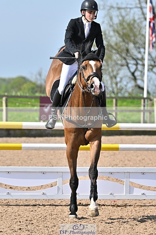 240509A-101750-00826 - Cls 8 Foxhunter