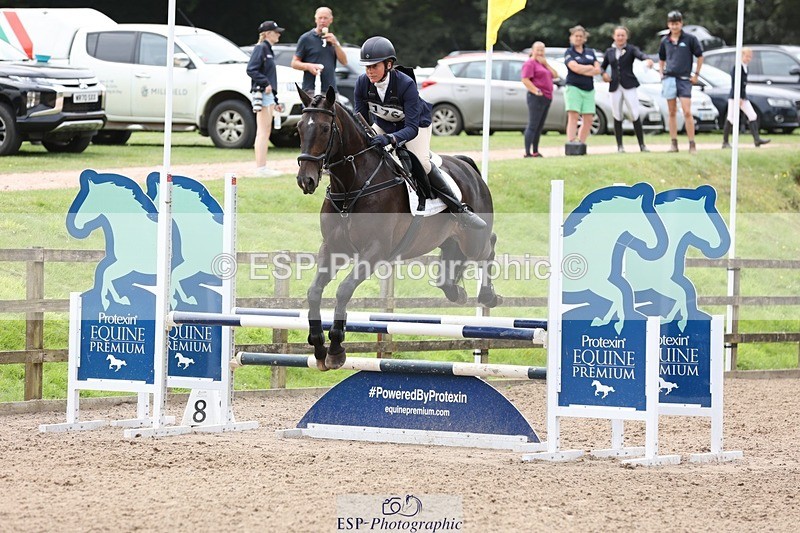 240803-135532-05805 - 176-Marie_Webber-BENNY'S_DOUBLE_DIAMOND