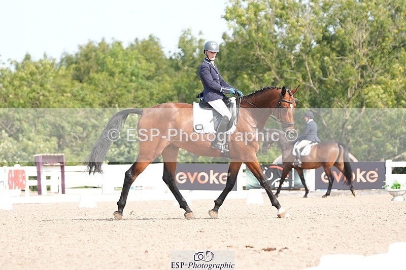 250817-104631-08176 - 107-Jo.RetallackDelgardo.Z