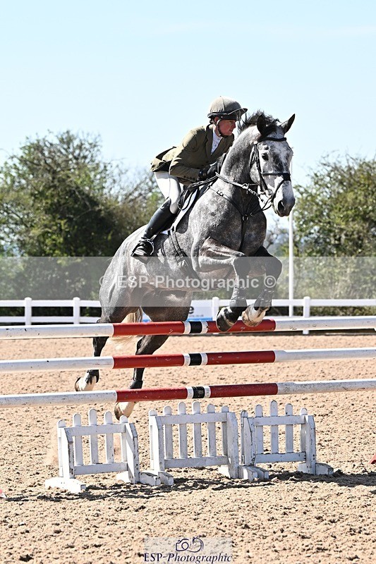 250409-134938-00674 - Snr Fox & 1.20m Open