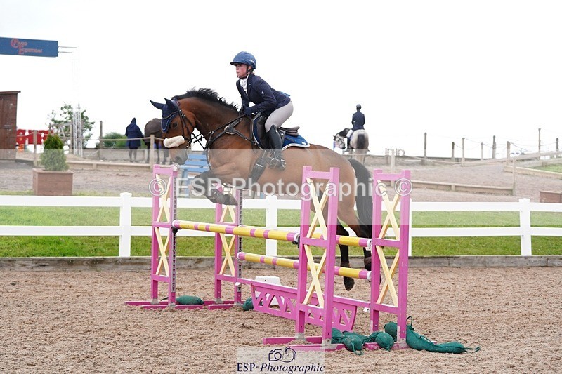 250607-124718-00977 - Cls 33 Club and Schools 1.10m