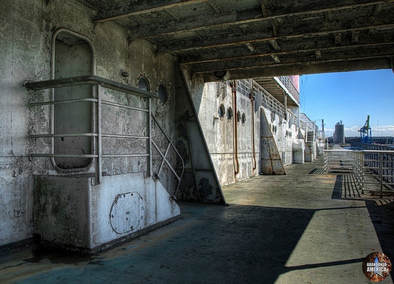 Elevated Doorway | SS United States (Philadelphia, PA) - SS United States