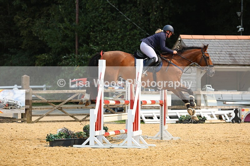 3E7A1528 - Class 4: Senior British Novice/90cm open