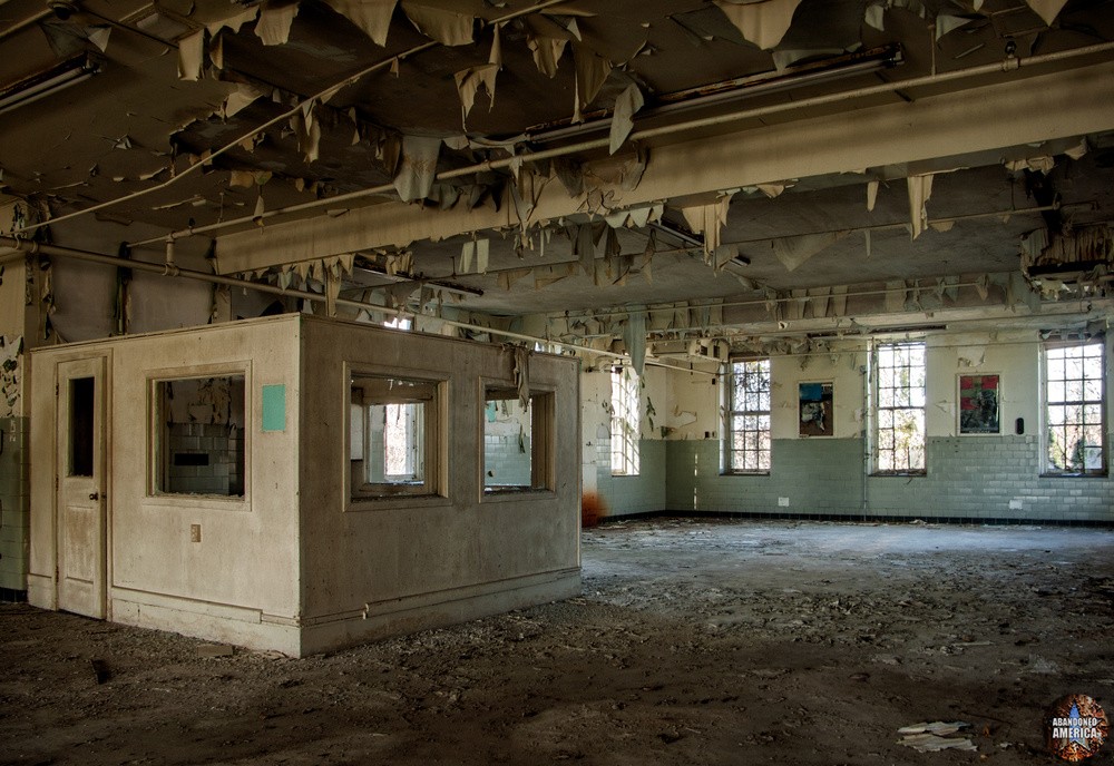 The Rosewood Center (Owings Mills, MD) Basement Day Room