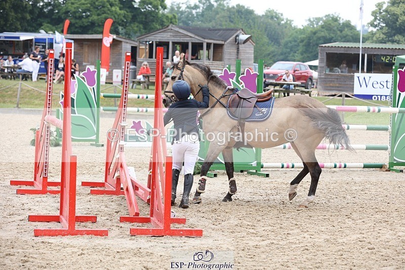 230618-101158-10009 - Cls 19 Pony Intro 1m