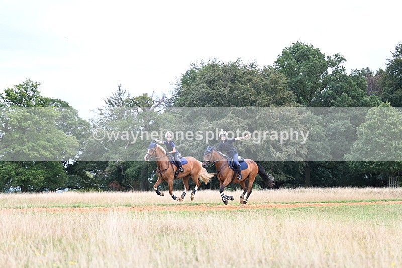 DSC_6095 - Time at Statue 12:17 to 12:44