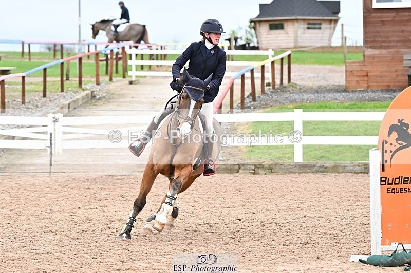 250112-125625-01327 - Cls 20 Newcomers and 1.10m Open