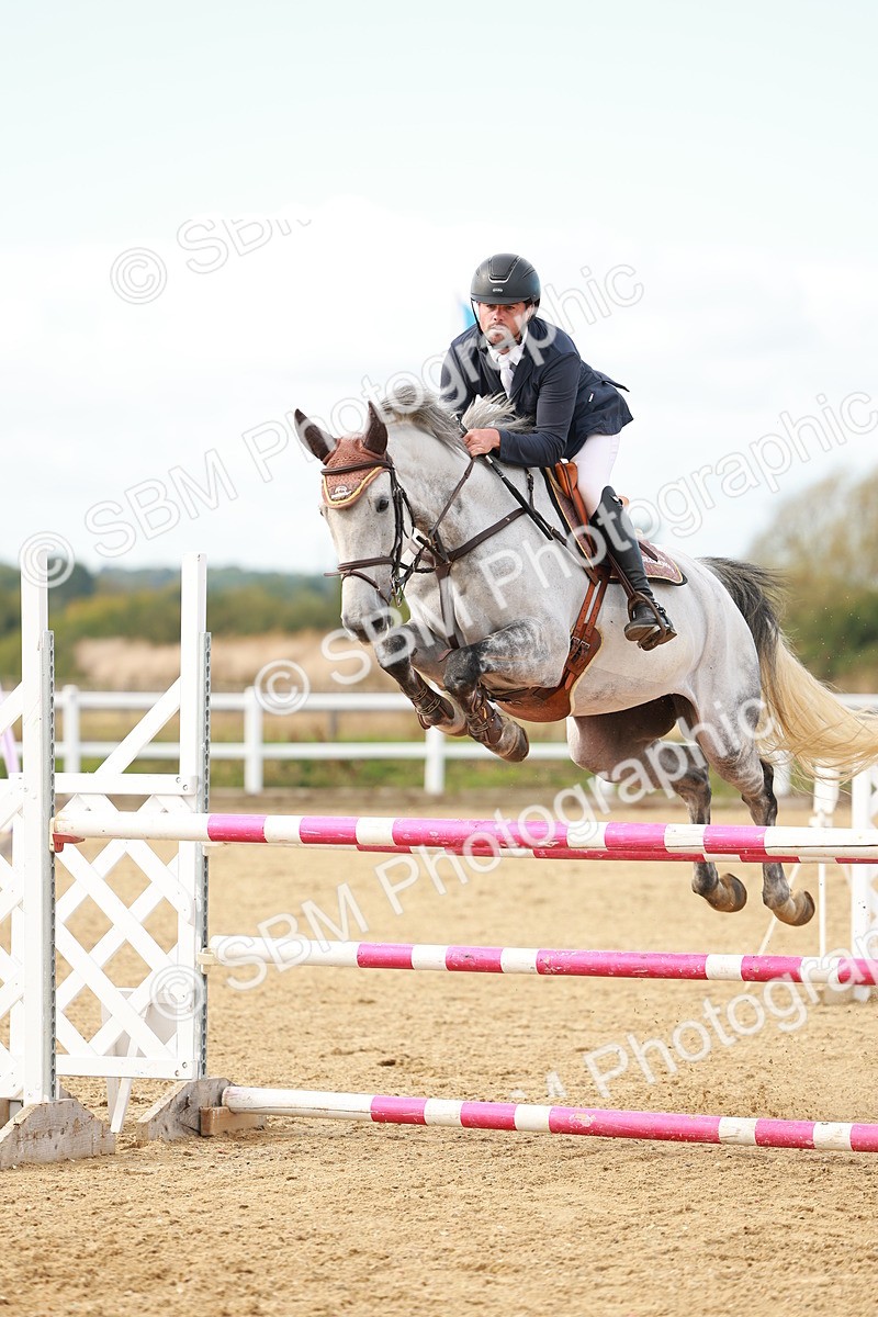SBM_001813 - Class 4 - Senior Newcomers - 1.10m