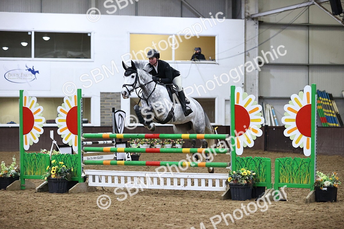 SBM_2582 - Class 9 - Senior Newcomers/ 1.10m Open