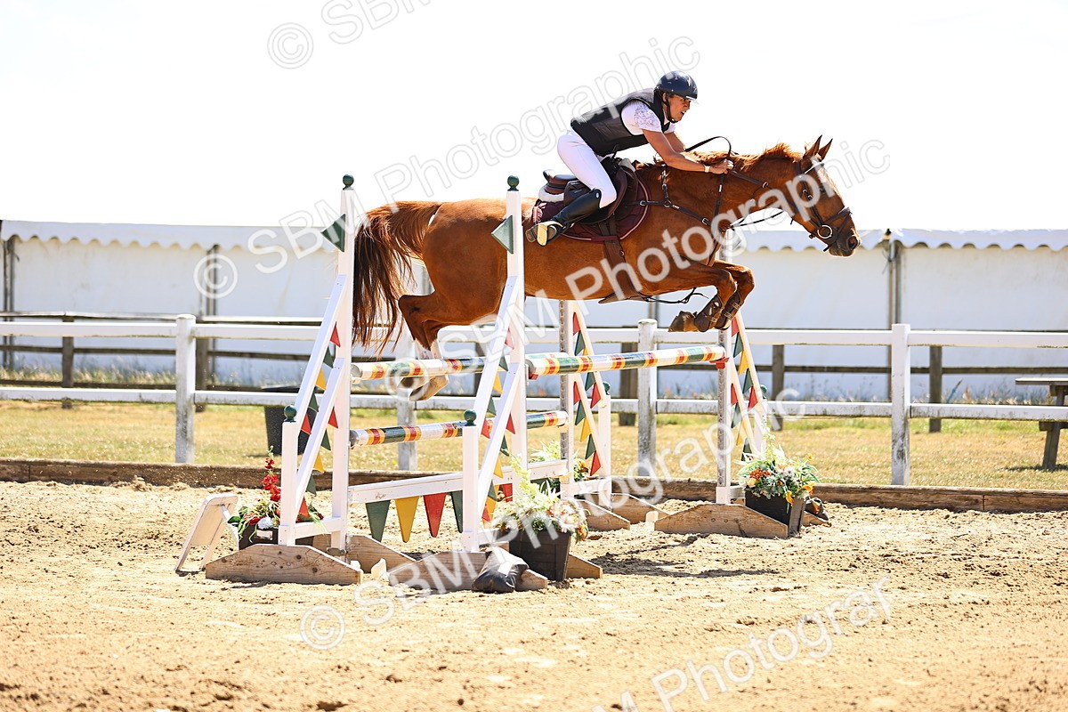 SBM_014565 - Class 15 - Senior Newcomers - 1.10m Open