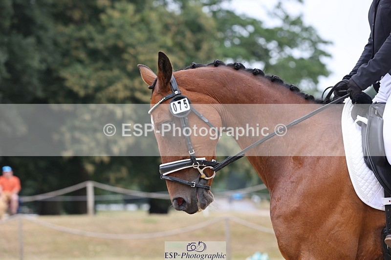 250718A-103925-00647 - 075-Nicole.Taylor-Langaller.Wotnot