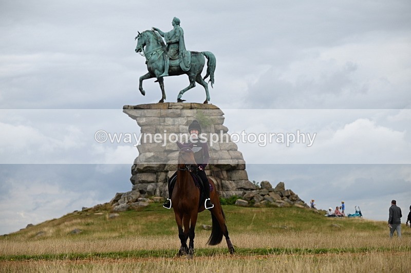 DSC_5394 - Time at Statue 11:46 to 12:16
