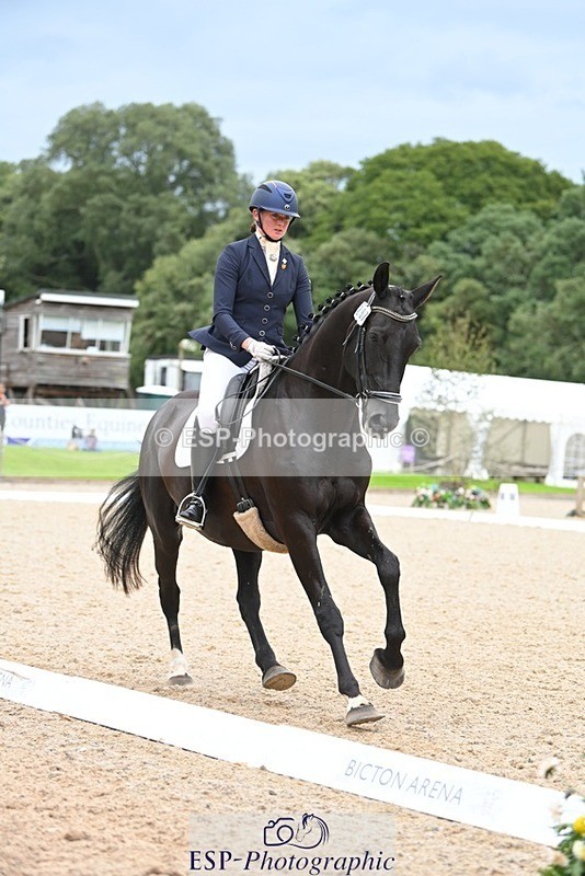 230813-170415-08550 - Cls 14 Medium Silver 16.45 to End