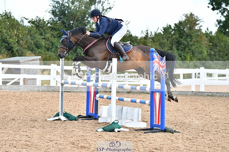 230819A-161423-01142 - Cls 33 1.05m Amateur Qualifier