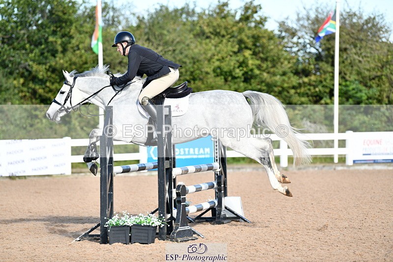 240913A-092823-02935 - Cls 20 Snr British Novice and 90cm Open