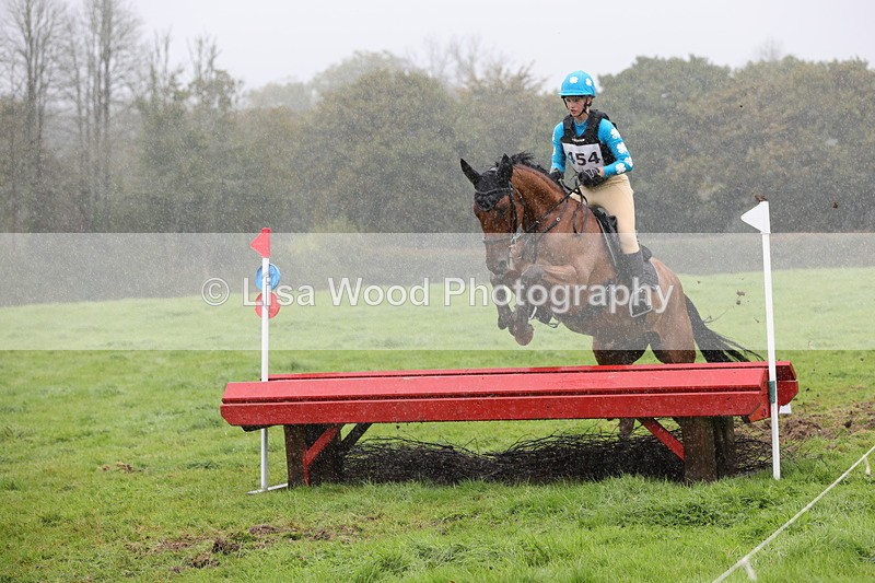 1X9A1880 - Class 4: 80cm Red Table