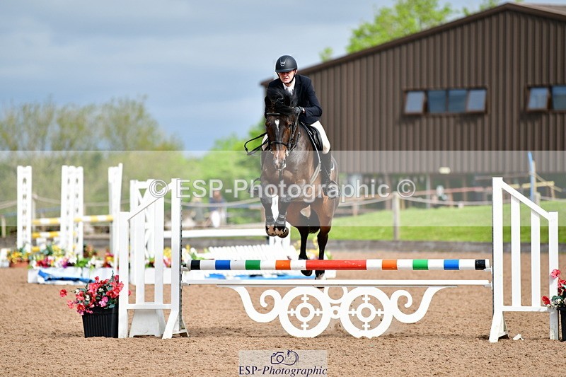 240523A-093757-00053 - Cls 9 British Novice and 90cm Open