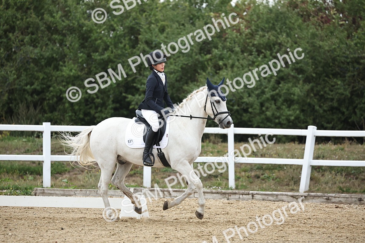 SBM_004246 - Class 8 - Novice 3 Champs