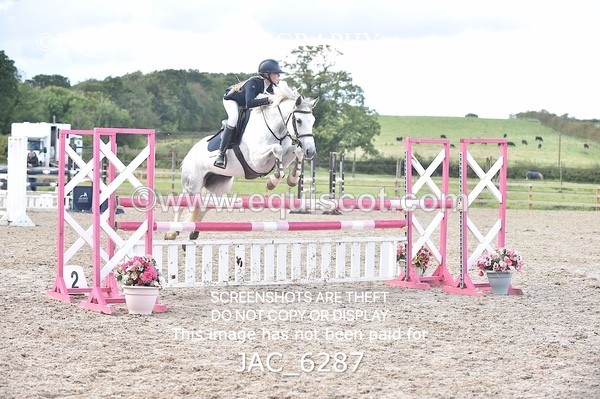 JAC_6287 - CLASS 9 SAT Pony Foxhunter/ 1.10m Open