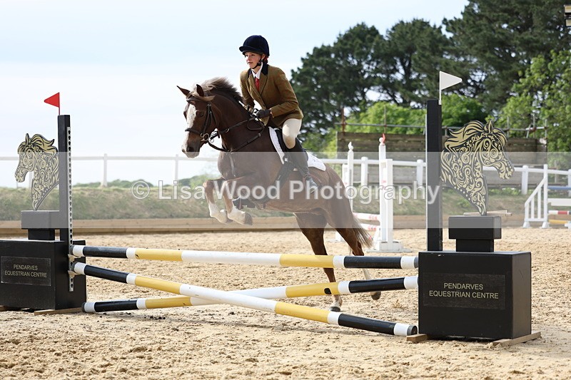 3E7A8321 - Class 10: Junior 60cm