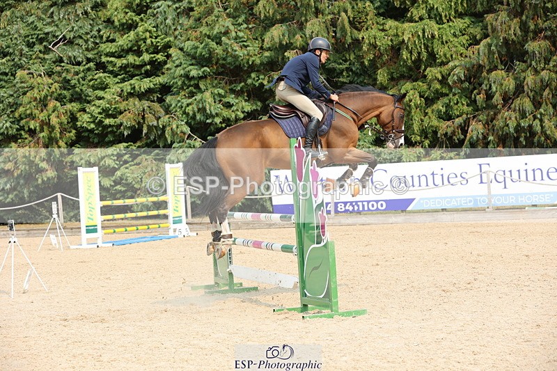 250816A-151111-02328 - Cls 8 Snr Newcomers