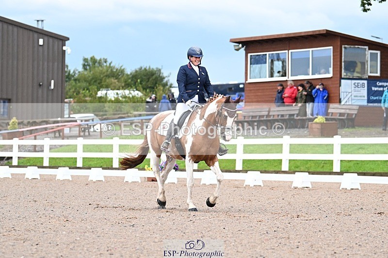 250907-103752-06924 - 016-Sarah.canningJohnny.Knoxville