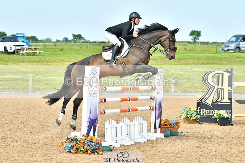 230609A-161205-01688 - Cls 6 National 1.40m