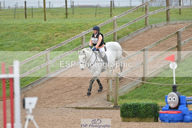 240203A-100935-00041 - 70cm