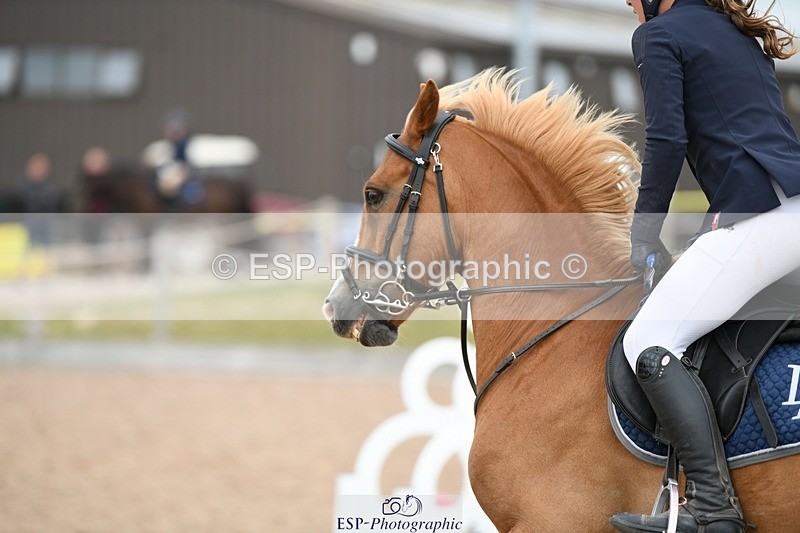 250807-131534-01052 - 80cm Round 2