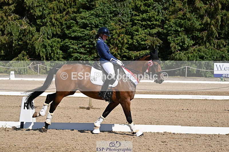 250810A-153329-08187 - Adv Medium SILVER Presentations