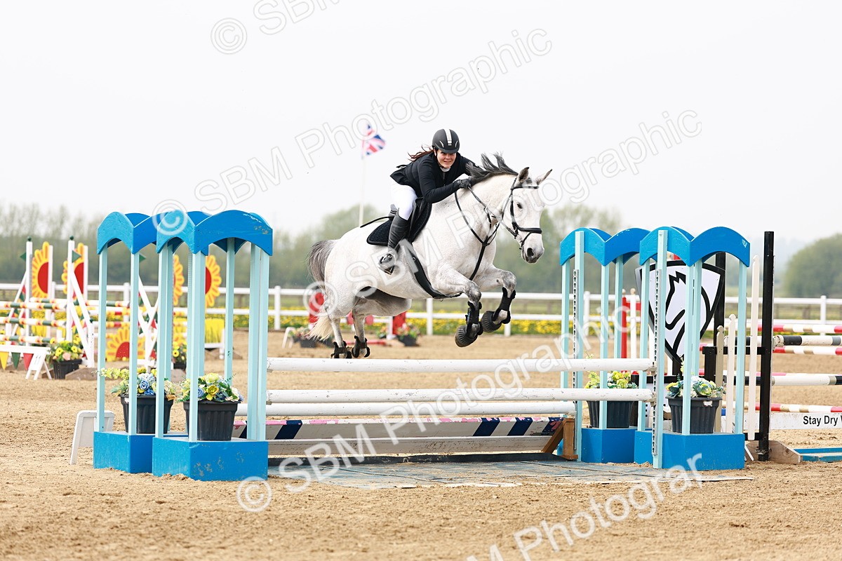  - Class 18 - Senior Newcomers - 1.10m